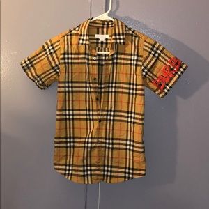 Burberry Kids check print graffiti button down